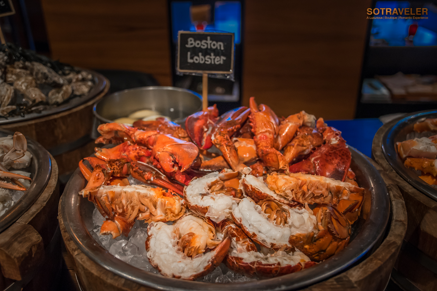 Sunday Brunch ห้องอาหาร The District Grill Room & Bar บรันช์ดีย่านทองหล่อ