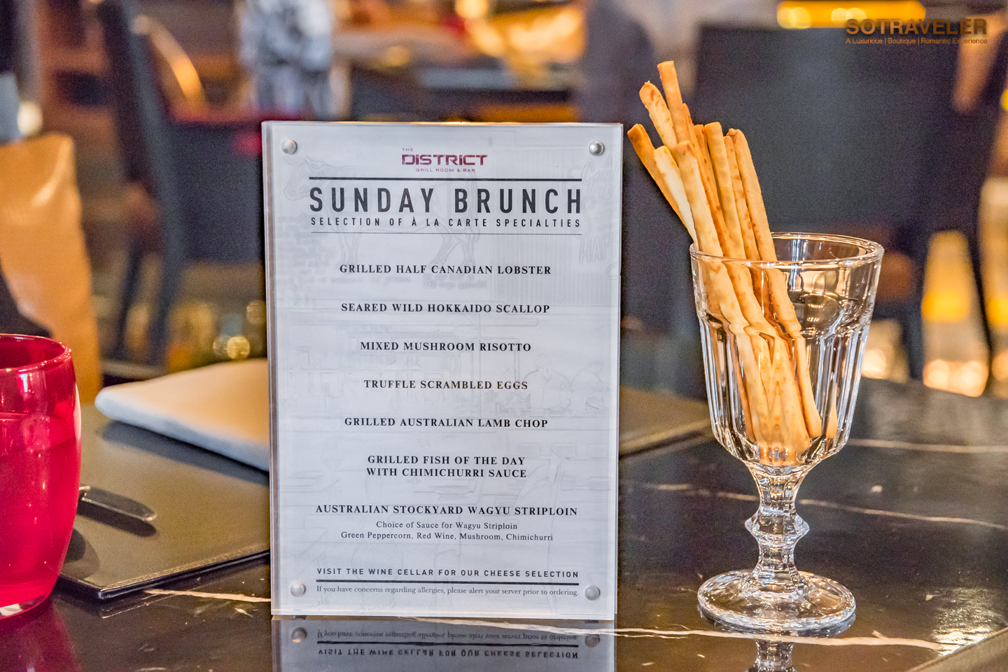 Sunday Brunch ห้องอาหาร The District Grill Room & Bar บรันช์ดีย่านทองหล่อ