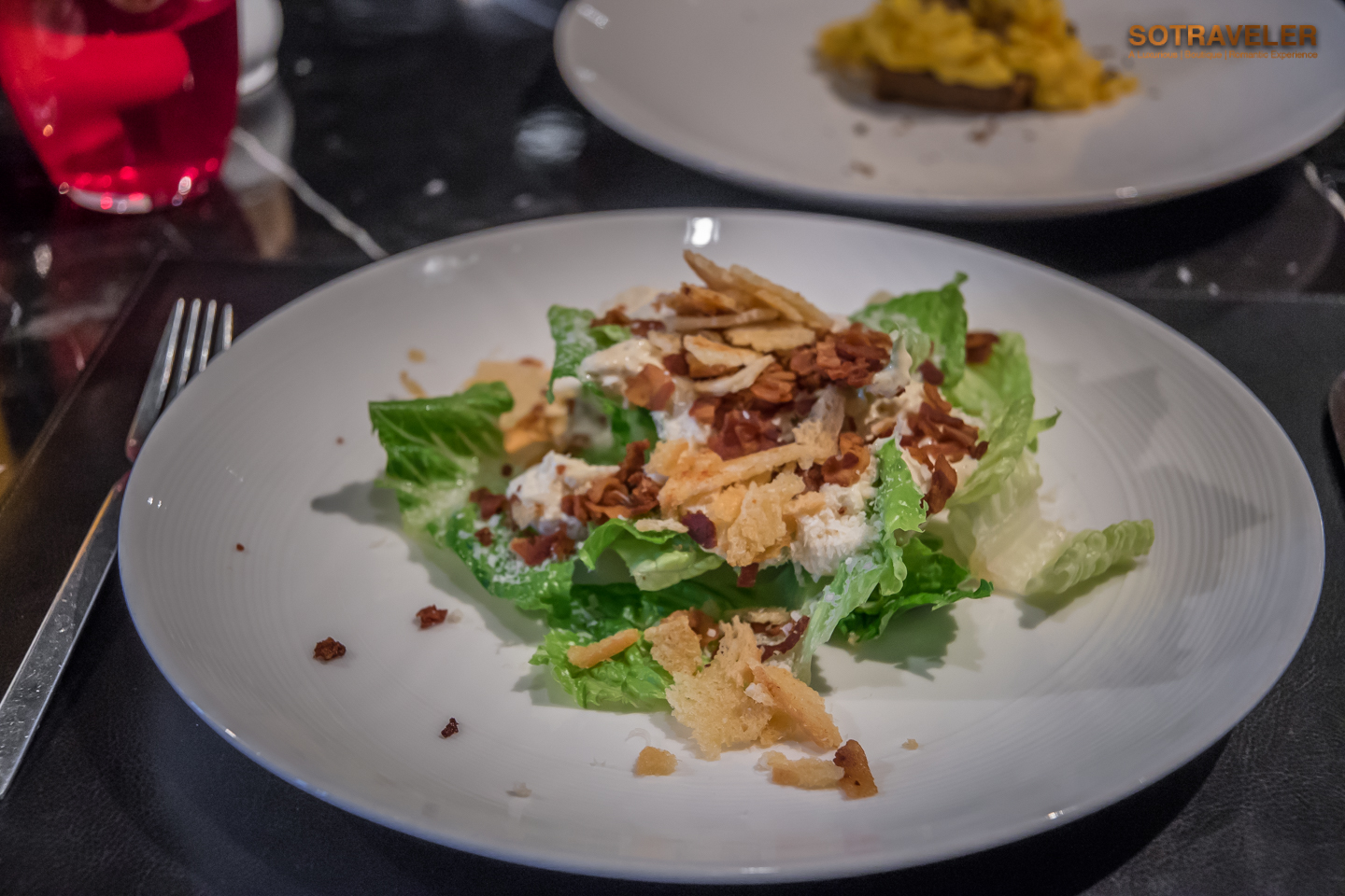 Sunday Brunch ห้องอาหาร The District Grill Room & Bar บรันช์ดีย่านทองหล่อ