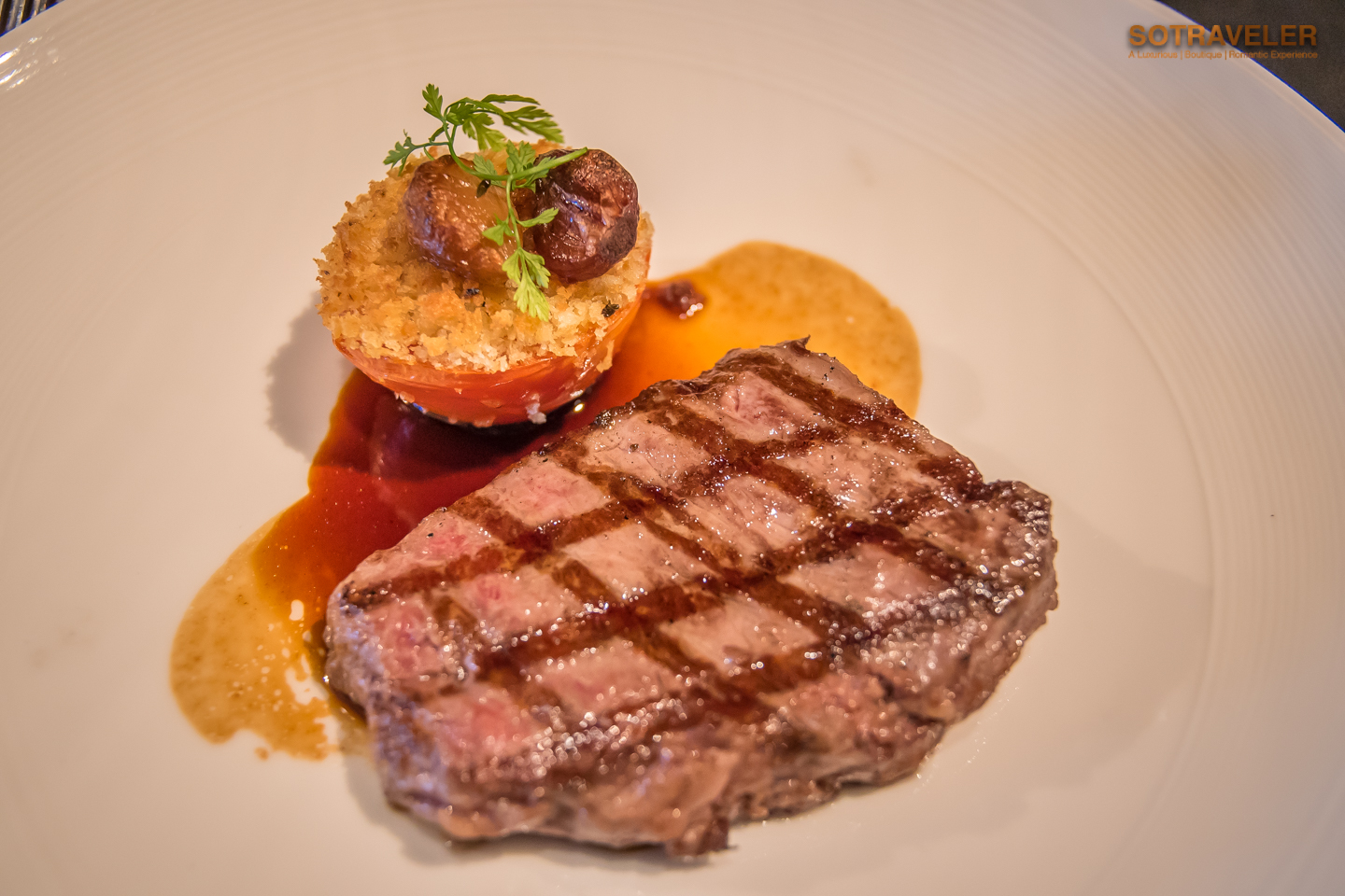 Sunday Brunch ห้องอาหาร The District Grill Room & Bar บรันช์ดีย่านทองหล่อ
