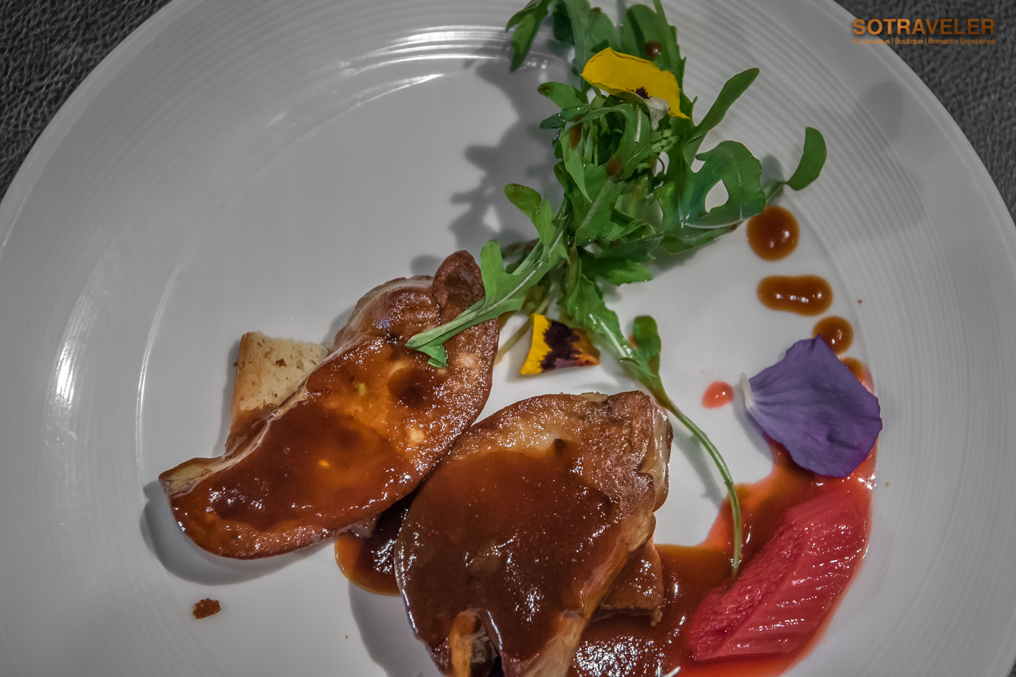 Sunday Brunch ห้องอาหาร The District Grill Room & Bar บรันช์ดีย่านทองหล่อ