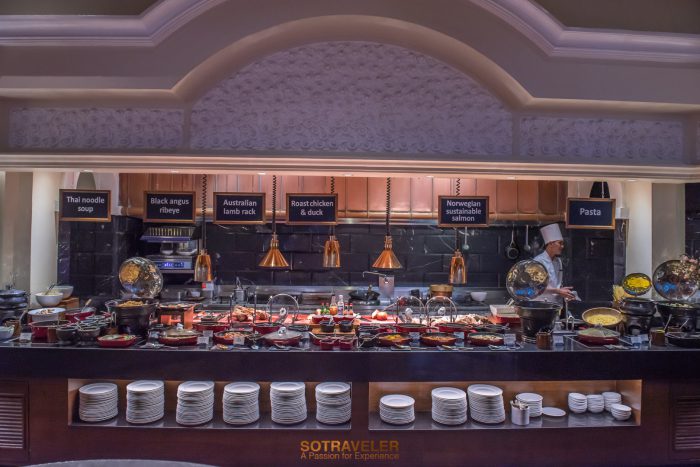 Sunday Brunch Buffet Grand Hyatt Erawan Bangkok