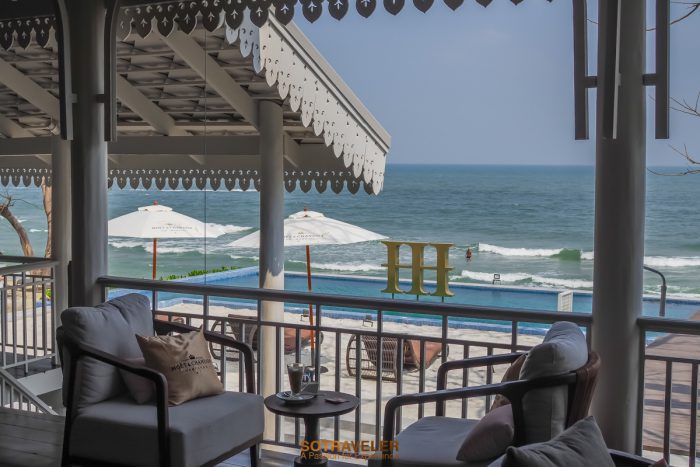 111 Social Club คาเฟ่ริมชายหาดหัวหิน