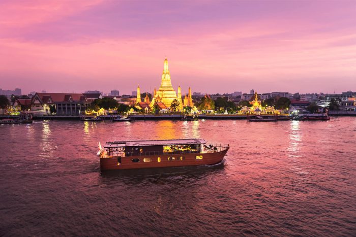 Loy Pela Voyages - Loy River Song - Exterior With Wat Arun