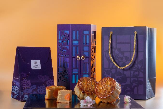 Mooncakes Mid Autumn Festival Carlton Hotel Bangkok Sukhumvit