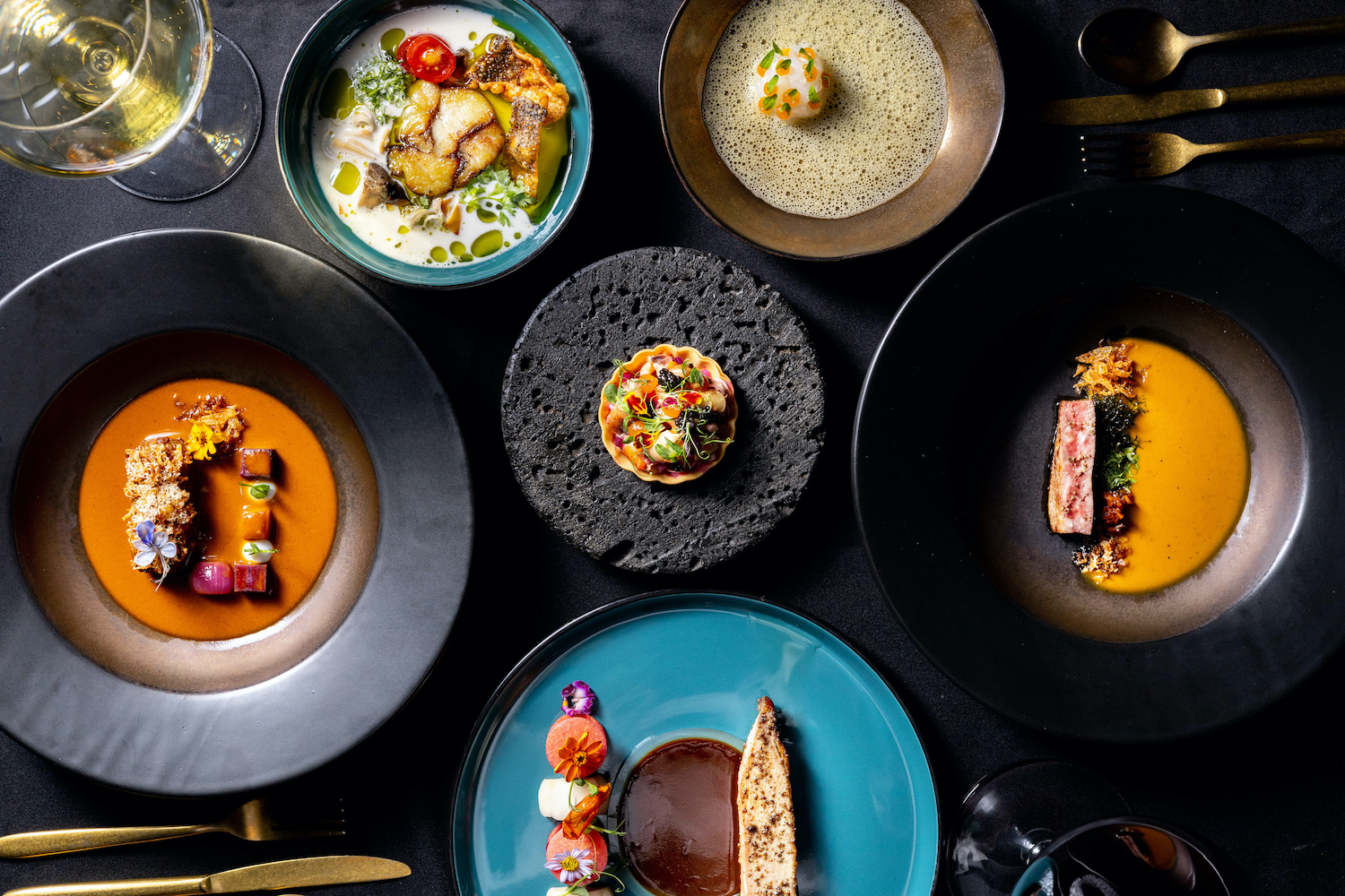 Michelin Guide 2022 การันตีความเลิศรส “JARAS” เสน่ห์อาหารไทยแท้แห่งเกาะ