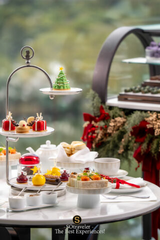 Ritz-Carlton Bangkok Caleō Festive Afternoon Tea 2024