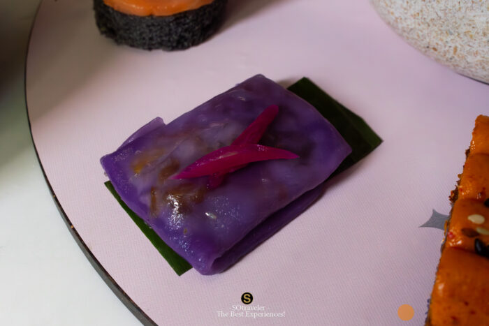 Khao Kriep Pak Mor (ข้าวเกรียบปากหม้อ)