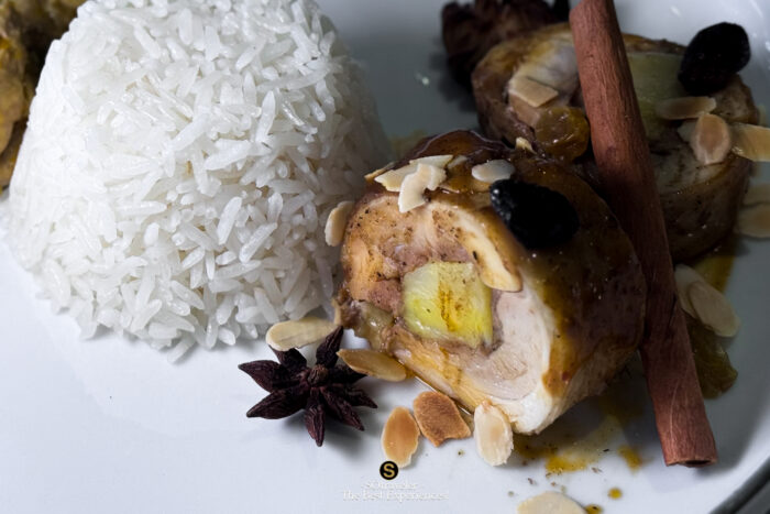 มัสมั่นไก่บ้านทุเรียนอ่อน
