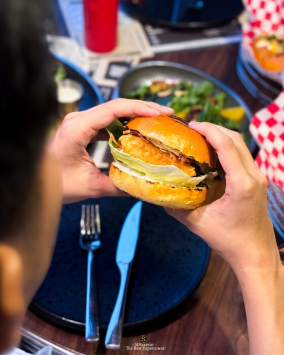 Big Bite Burger Bar & Grill