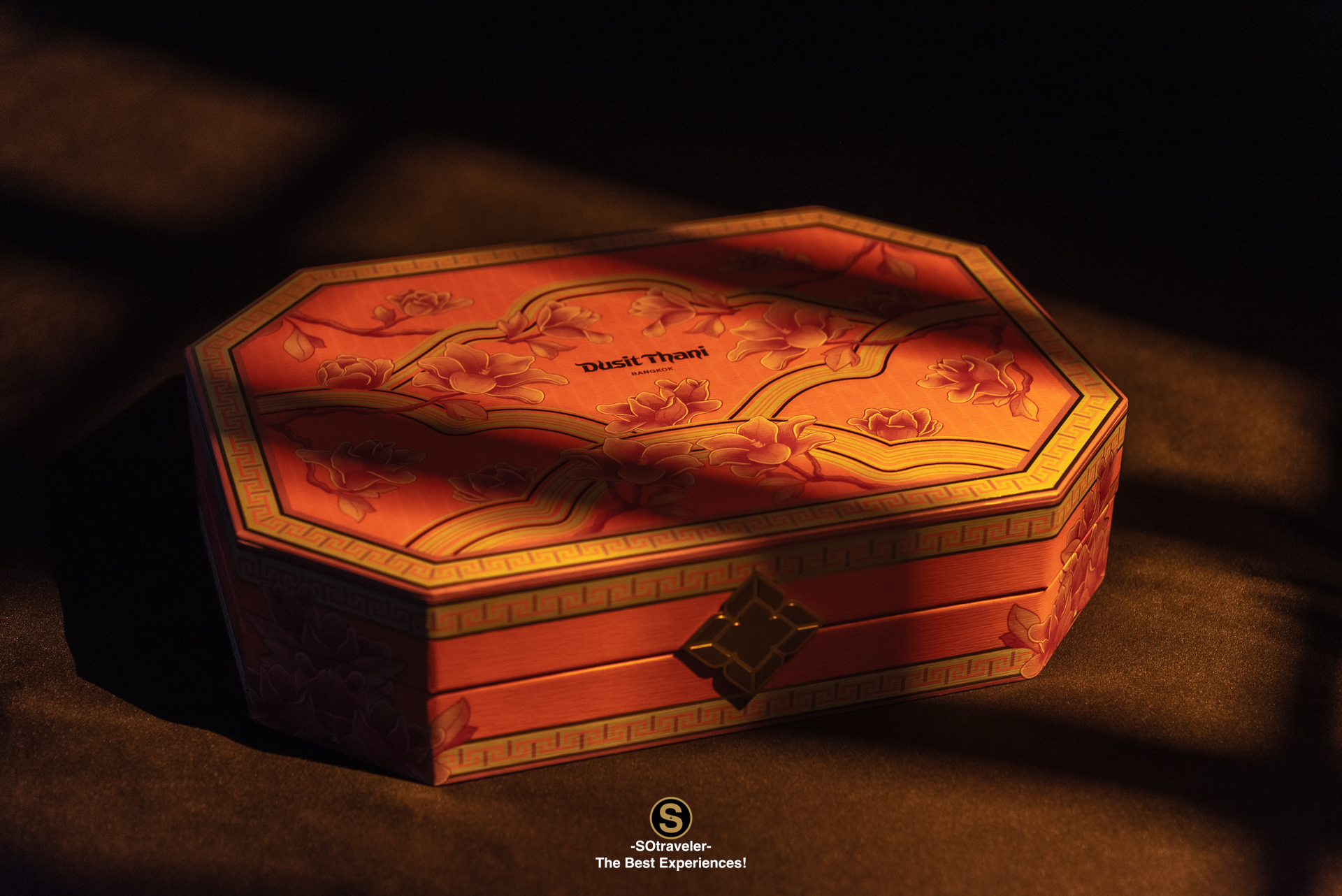 Dusit Thani Mooncake 2025 Herritage Bloom Review