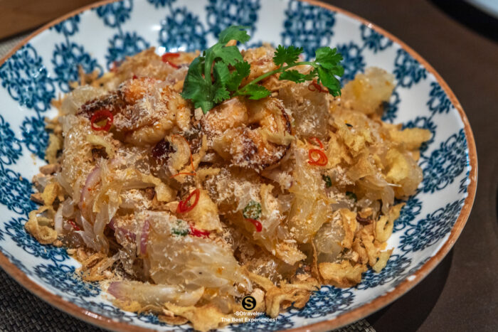Ruenton Montien Surawong Thai Chinese Food