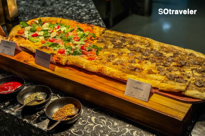 Live Pizza Station
