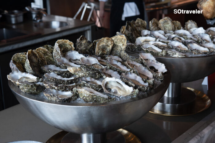 surf-turf-extravaganza-weekend-bull-and-bear-waldorf-astoria-bangkok