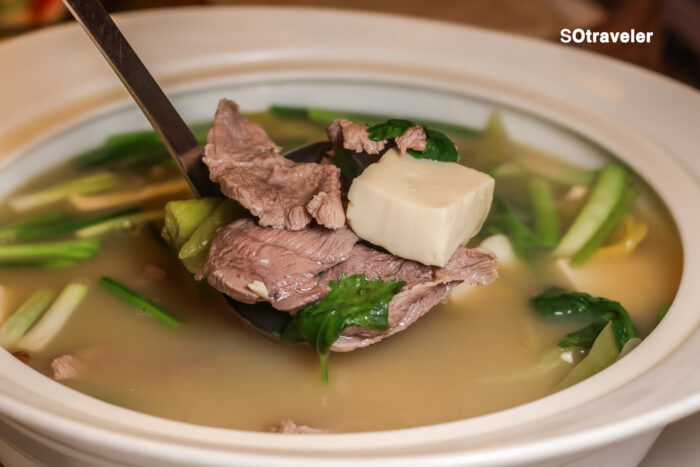 ซุปเนื้อเป็ดต้มผักกาดดองเต้าหู้และเห็ด