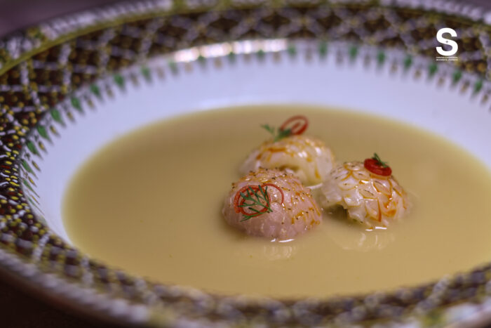 ต้มข่าปลาหมึกจากประจวบคีรีขันธ์