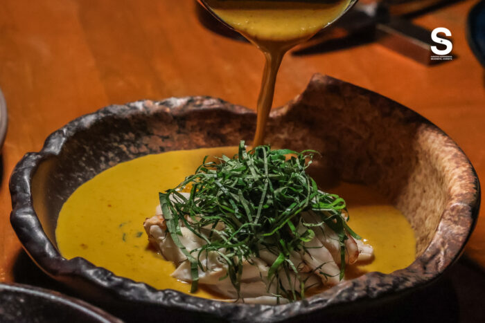 แกงเหลืองเนื้อปูใบชะพลู