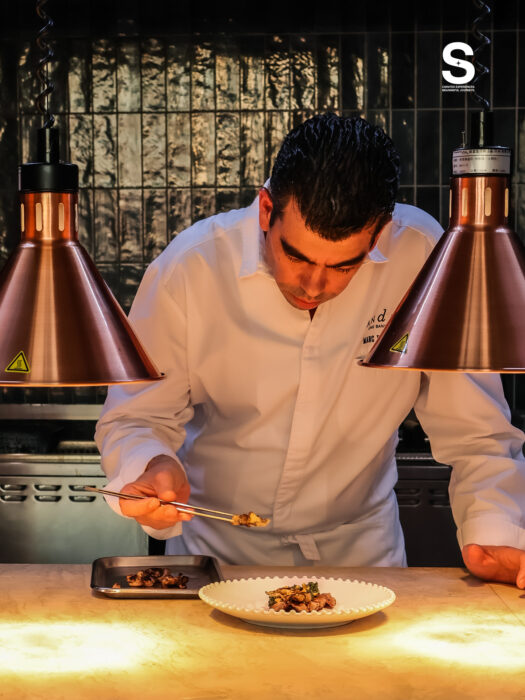 เชฟมาร์ค วาซูลร์ (Chef Marc Vasseur)