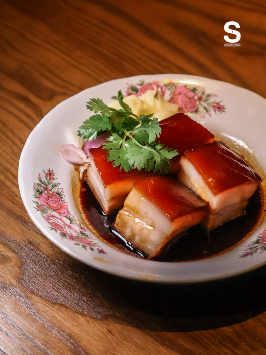 หมูสามชั้นชาเตี๊ยะ