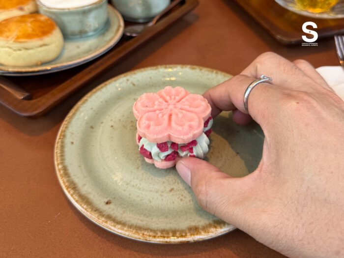Review SKY GARDEN AFTERNOON TEA Matcha Edition KROMO Bangkok