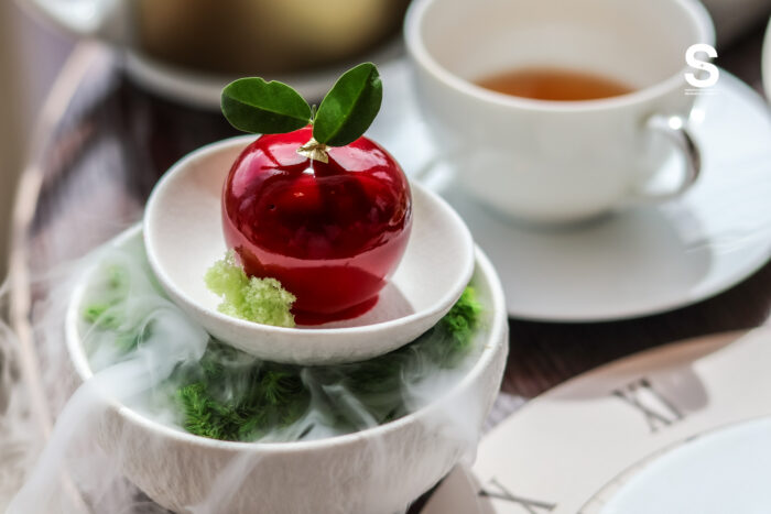 Snow White Apple