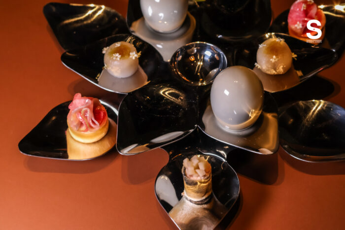 Petit Four