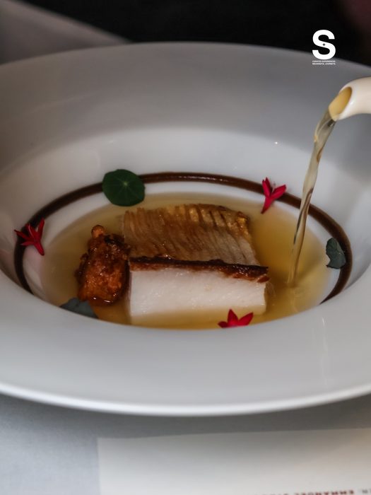 HYOGO SILVER POMFRET