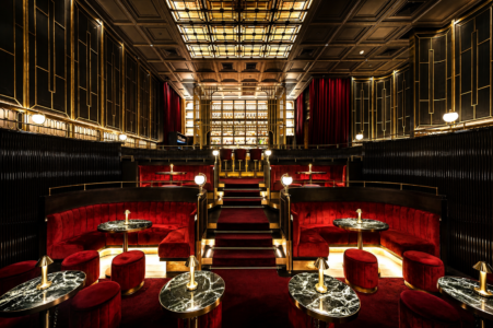 Crimson Room แจ๊สบาร์