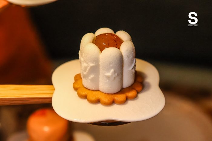Le Café Louis Vuitton